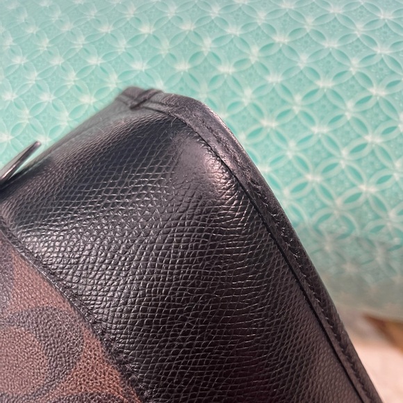 REHAB Coach dome satchel - Picture 9 of 15